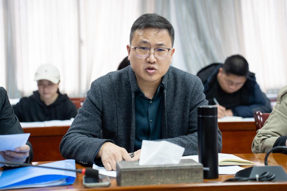 精准部署明方向 规范管理提效能 --kaiyun官网召开2025年春季学期第二次教学工作例会(图2) 精准部署明方向 规范管理提效能 --kaiyun官网召开2025年春季学期第二次教学工作例会(图2)