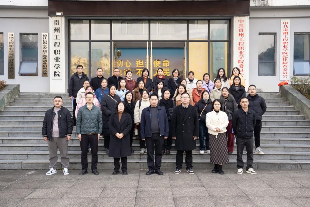 27-26010510143RJ.jpg